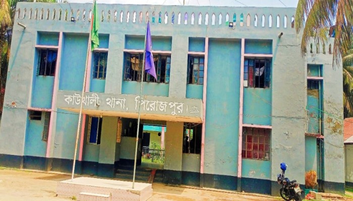 কাউখালীতে মানসিক ভারসাম্যহীন ব্যক্তির  মৃত্যু দেহ উদ্ধার করেছে পুলিশ