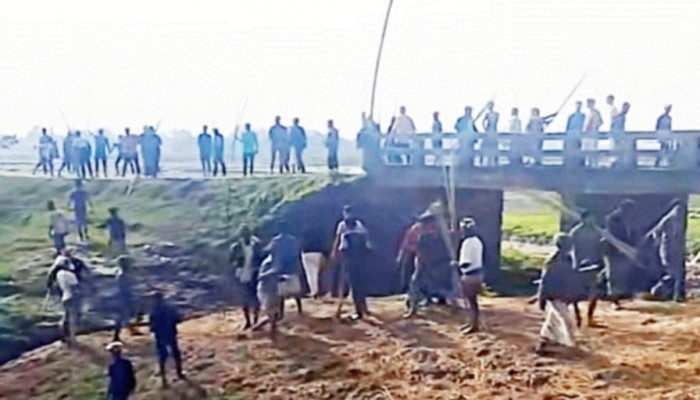 সুনামগঞ্জে ব্যাটারিচালিত রিকশা ভাড়া নিয়ে দুই পক্ষের সংঘর্ষ, আহত ৩০