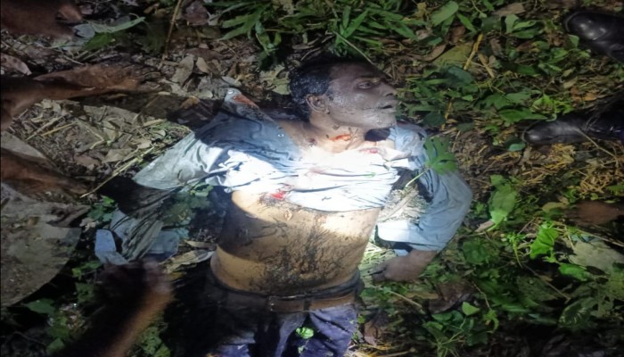 কালীগঞ্জে ছুরিকাঘাতে যুবকের মৃত্যু, কচুরিপানার নিচে মিলল মরেদহ