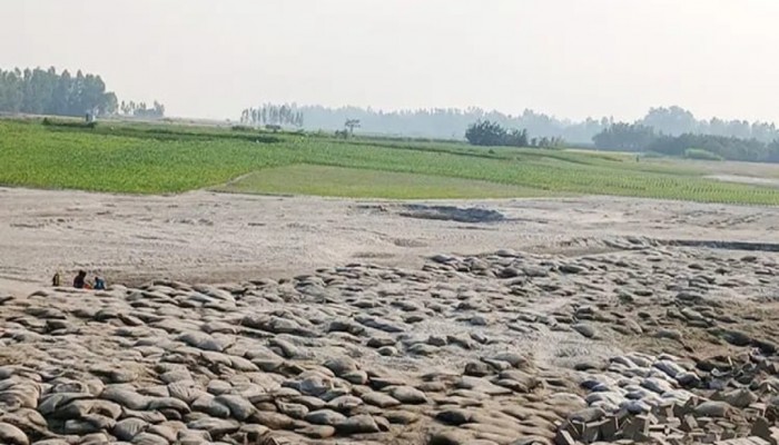 কুড়িগ্রামে 'নদীকে হত্যা প্রকল্প' বাস্তবায়ন করতে দুধকুমারে ১৫ কোটি টাকার প্রকল্প
