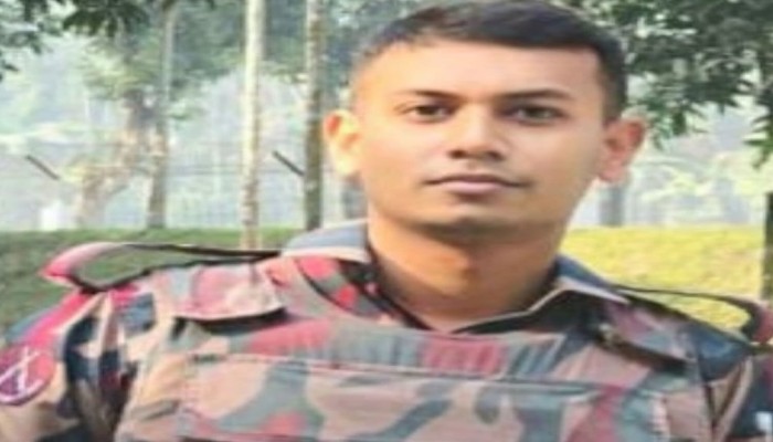 কুড়িগ্রামের ফুলবাড়ী সীমান্তে নিজ রাইফেলের গুলিতে বিজিবি সদস্যের আত্মহত্যা