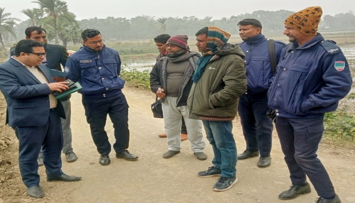 মণিরামপুরে অবৈধ মাটি উত্তোলনের বিরুদ্ধে দুই ইউনিয়নে মোবাইল কোর্ট, ১ লাখ টাকা জরিমানা