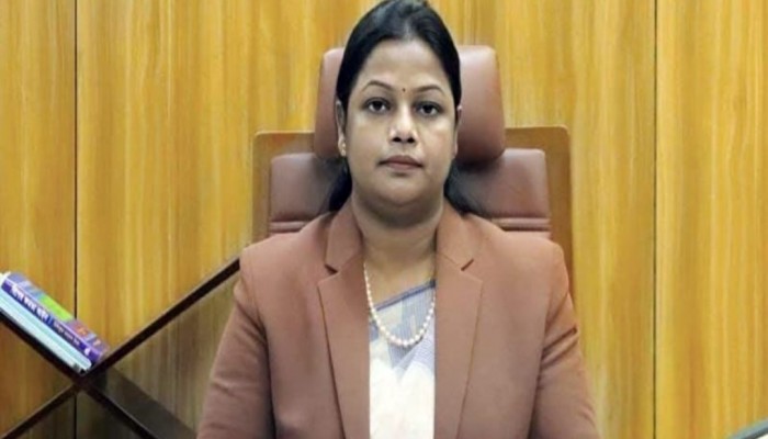 কুড়িগ্রাম জেলা প্রশাসকের বিরুদ্ধে পক্ষপাতদুষ্ট অভিযোগ