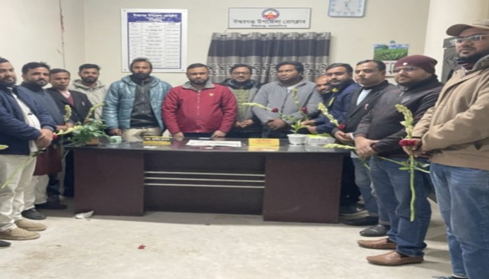 ঈশ্বরগঞ্জ  উপজেলা প্রেসক্লাবে নবীন বরণ অনুষ্ঠিত
