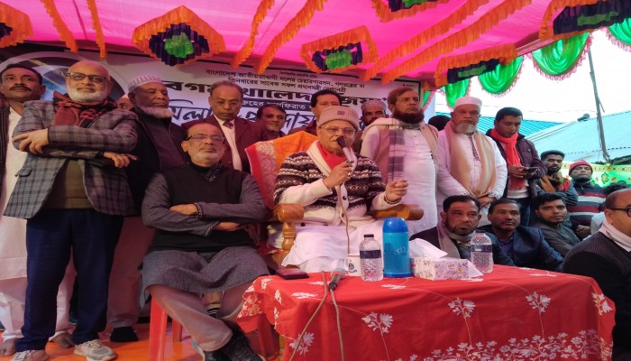 মির্জাগঞ্জে বেগম খালেদা জিয়ার রুহের মাগফিরাত কামনায় দোয়া অনুষ্ঠিত