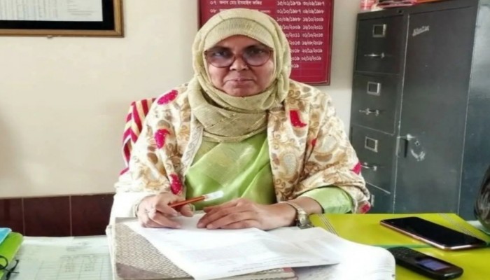 ‎হোসেনপুরে শ্রেষ্ঠ প্রধান শিক্ষক কাজী আছমা বেগম