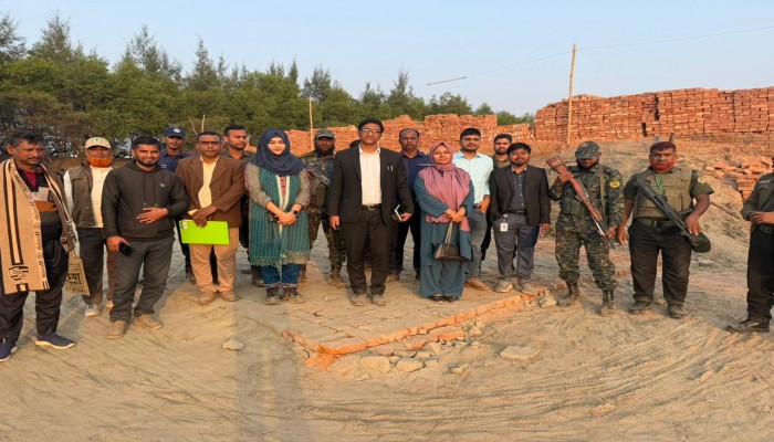 অবৈধ ইটভাটার বিরুদ্ধে পটুয়াখালী পরিবেশ অধিদপ্তরের অভিযান, এক লক্ষ টাকা জরিমানা ও দুই ভাটা বন্ধ