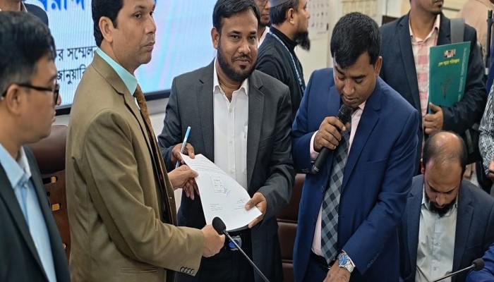 দাঁড়িপাল্লা প্রতীক পেলেন ডক্টর মোবারক হোসাইন