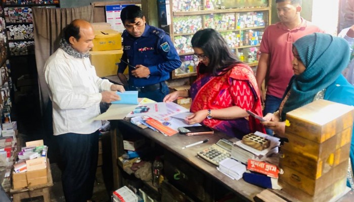 কালীগঞ্জে ভ্রাম্যমাণ আদালতের অভিযান: সেবা ফার্মেসিকে লাখ টাকা জরিমানা