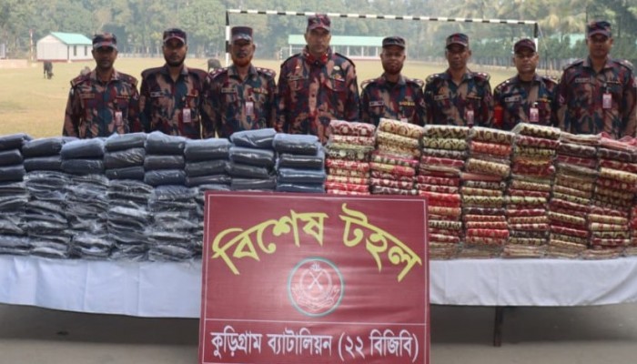 কুড়িগ্রাম সীমান্তে বিজিবি’র অভিযানে ৪২ লাখ টাকার পণ্যদ্রব্য উদ্ধার