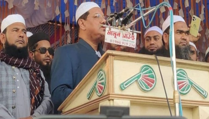 ​ইসলাম প্রতিষ্ঠার জন্য একমাত্র হাতপাখা মার্কাই ইসলামের পক্ষে রয়েছে; কুড়িগ্রামে চরমোনাই পীর