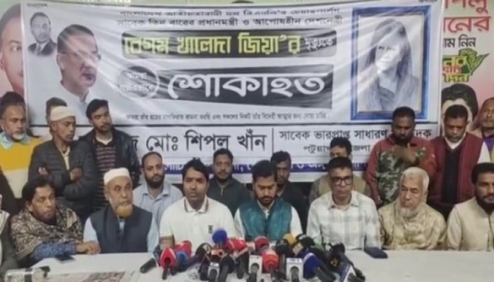 নুরের নির্বাচনী কার্যালয়ে সশস্ত্র হামলা, আহত অন্তত ৮  পটুয়াখালী-৩ আসনে উত্তেজনা, পরিস্থিতি নিয়ন্ত্রণে পুলিশের তৎপরতা