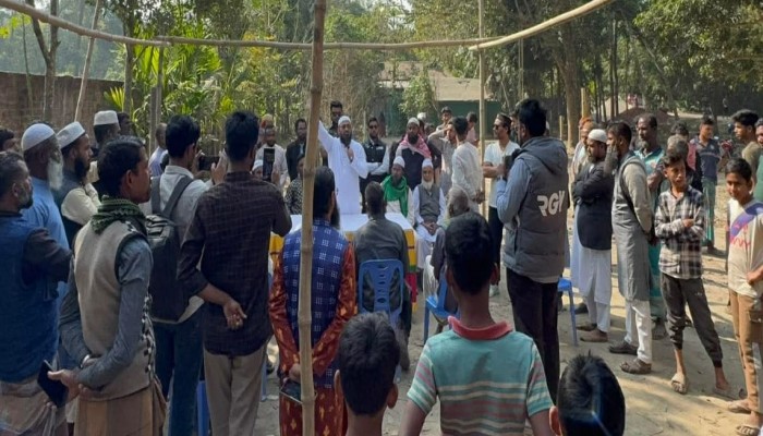 নকলায় জামায়াতের উঠান বৈঠকের প্যান্ডেল খুলে নিলো বিএনপি নেতা