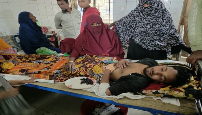 ভোলায় জামায়াতের লাঠি মিছিলে বিএনপি ও জামায়াত কর্মীদের মধ্যে সংঘর্ষ আহত-১০