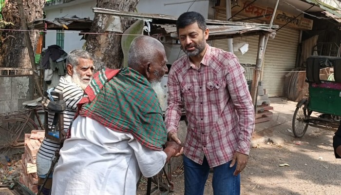 ​ঝালকাঠি ১ আসনে গণসংযোগে ব্যস্ত সময় পার করছে স্বতন্ত্র প্রার্থী মঈন