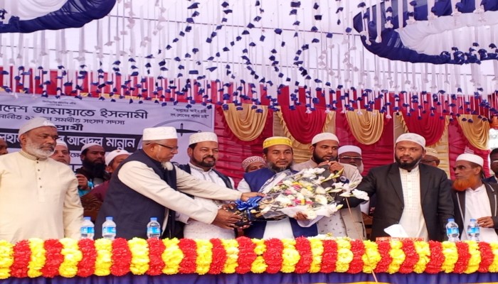 বানারীপাড়ায় ইসলামী আন্দোলনের সভাপতি কবির হোসেন খানের জামায়াতে ইসলামীতে যোগদান
