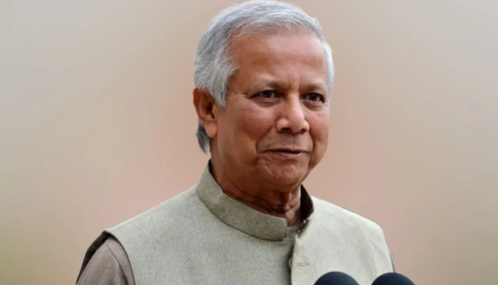 সশস্ত্রবাহিনী ও রাজনীতিবিদদের ধন্যবাদ দিলেন প্রধান উপদেষ্টা