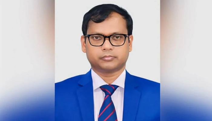 ডিসি সারোয়ারকে শোকজ