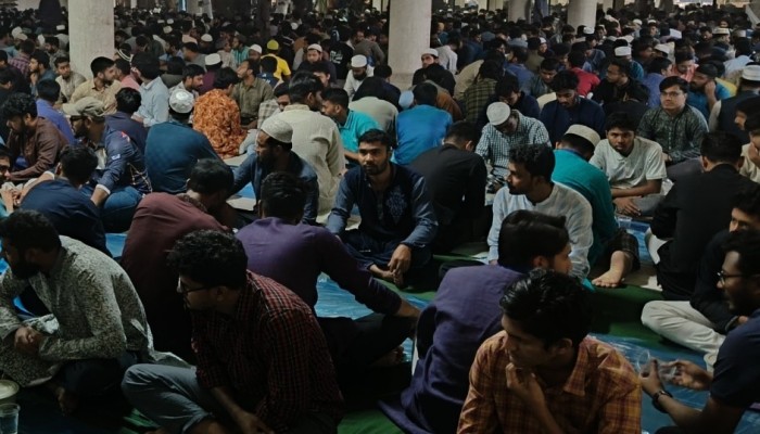 বাকৃবিতে আড়াই হাজার শিক্ষার্থীর অংশগ্রহণে ছাত্রশিবিরের গণ ইফতার
