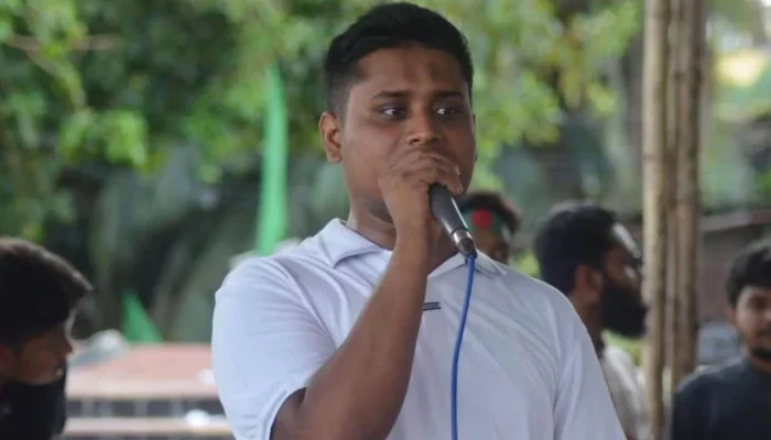 হাসনাত আব্দুল্লাহর যে পোস্ট মুহূর্তেই ভাইরাল