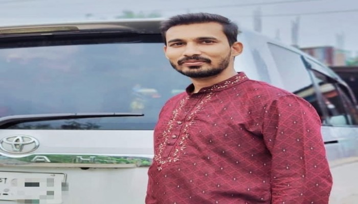 ​কাঁঠালিয়ায় ইয়াবা কারবারি যুবলীগের সদস্যের কামড়ে এসআই আহত, আটক ১