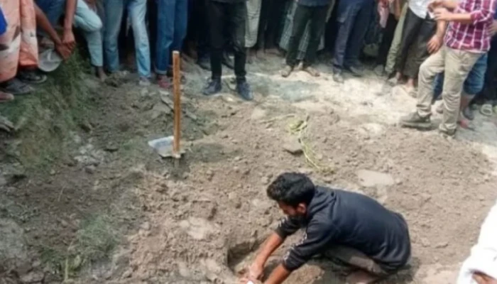 তারাগঞ্জে ইলেকট্রিশিয়ানের লাশ উদ্ধার