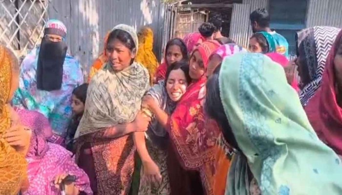 দাদিকে হত্যার পর নাতনিকে তুলে নিয়ে ধর্ষণ করে হত্যা