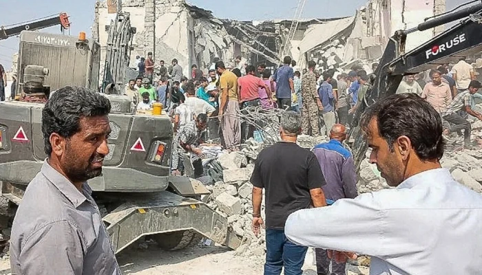 ইরানে স্কুলে হামলায় নিহত বেড়ে ১৪৮