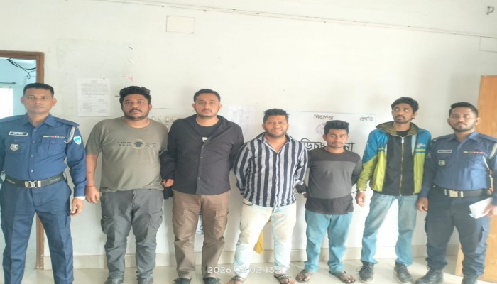 ​বুড়িচংয়ে মাদক সেবনের দায়ে ৫ যুবকের ৭ দিনের কারাদণ্ড