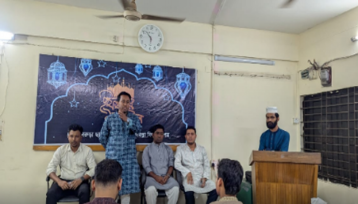 ​কুবিতে' বরুড়া ছাত্র- ছাত্রী পরিষদ কুমিল্লা বিশ্ববিদ্যালয়ের  ইফতার ও দোয়া মাহফিল অনুষ্ঠিত