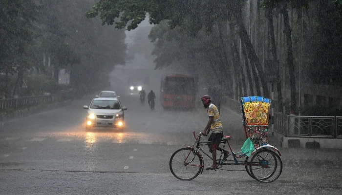 সাগরে লঘুচাপ, ৫ বিভাগে বৃষ্টির আভাস