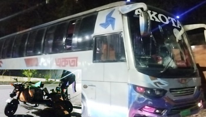 ​রাজশাহীতে বাসের চাপায় যুবক নিহত, চালক-হেলপার আটক