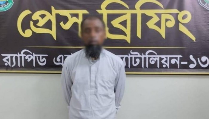 কুড়িগ্রামে বোনকে কুপ্রস্তাবের প্রতিবাদে বড় বোন হত্যা: প্রধান আসামি র‍্যাবের হাতে গ্রেফতার