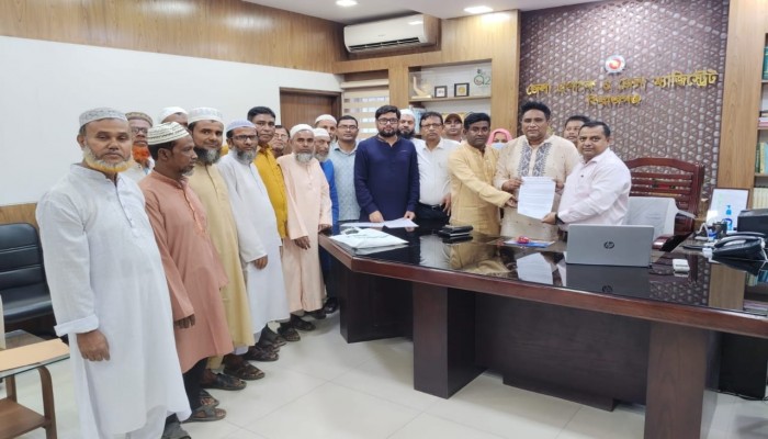 সিরাজগঞ্জে নন এমপিও শিক্ষা প্রতিষ্ঠান এমপিওকরণের দাবিতে মানববন্ধন ও প্রধানমন্ত্রী ও শিক্ষামন্ত্রী বরাবর স্মারকলিপি প্রদান