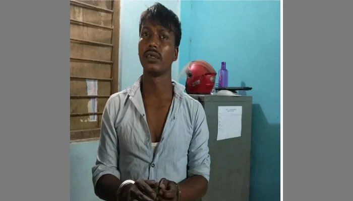 ২০ হাজার টাকা চাঁদা দাবি, ৯৯৯ ফোন দিয়ে চাঁদাবাজ গ্রেপ্তার