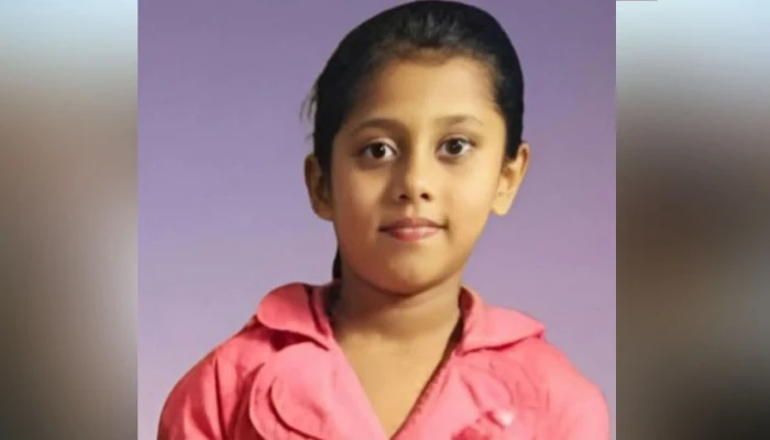 দোলনায় খেলতে গিয়ে ওড়না পেঁচিয়ে মাদ্রাসাছাত্রীর মৃত্যু