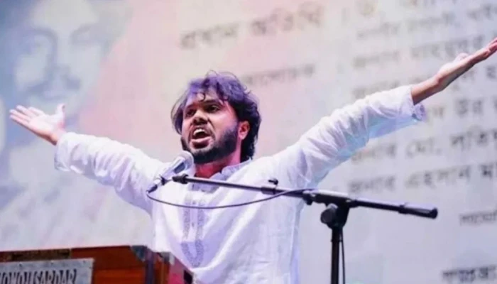 বিপ্লবী হাদিকে হারিয়ে লেখক হাদির বইয়ের চাহিদা তুঙ্গে