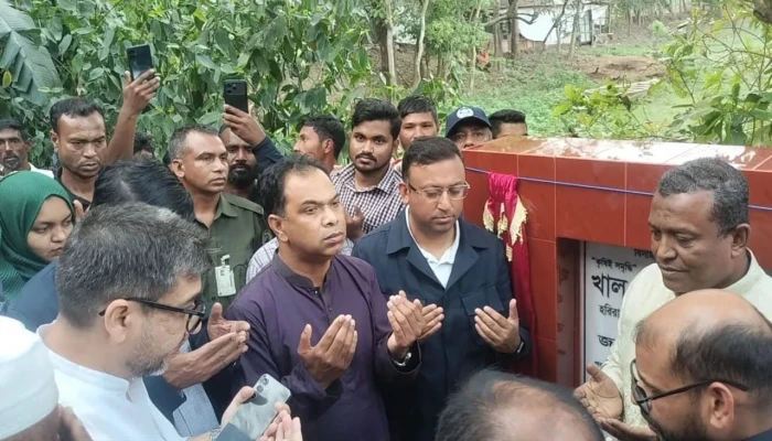 জনগণের টাকা অপব্যবহারে কঠোর ব্যবস্থা নেওয়া হবে: প্রধানমন্ত্রীর উপদেষ্টা