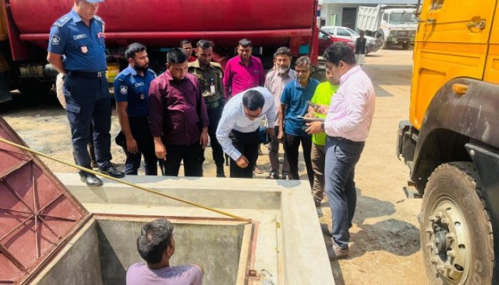 কুড়িগ্রামের বিভিন্ন ফিলিং স্টেশনে অভিযান, মেলেনি জ্বালানি তেল