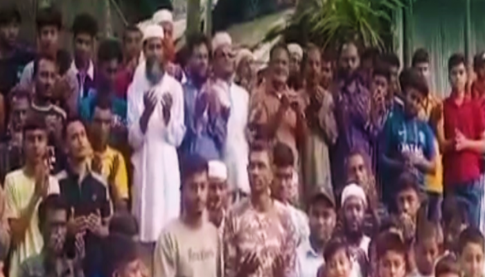 ‎হোসেনপুরে ভাঙা সড়ক: মানুষের আর্তনাদ, ক্ষোভে ফুঁসে ওঠা জনপদ