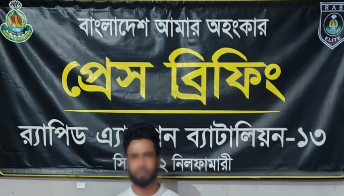অবৈধ মাদকদ্রব্য ফেন্সিডিলসহ ক্যারোস ব্র্যান্ডি জব্দসহ ০২ জন মাদক কারবারি গ্রেফতার