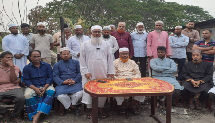 ​মুলাদীর পাইতিখোলা খেয়াঘাটে অগ্নিকাণ্ডে ক্ষতিগ্রস্তদের পাশে জামায়াতে ইসলামী