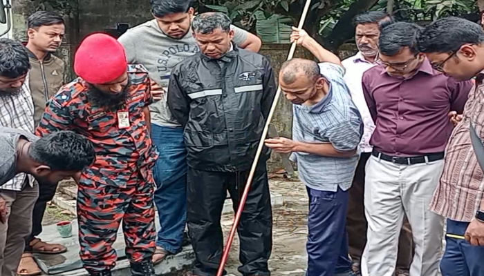 ফুলবাড়ীর পেট্র্রোল পাম্প গুলোতে প্রশাসনের অভিযান।