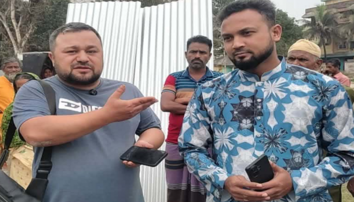 ​পঞ্চগড়ে ঝড়ে নিঃস্ব বৃদ্ধা,ও প্রতিবন্ধীর পাশে মানবিকতায় এগিয়ে এলেন ছাত্রনেতা ও তুর্কি নাগরিক