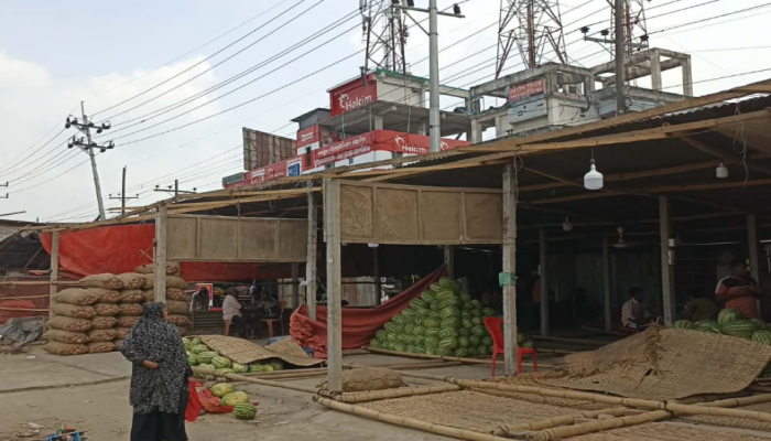 ​ঢাকা-চট্টগ্রাম মহাসড়ক ঘিরে অবৈধ স্থাপনা মাইকে ঘোষণা দিয়েও নিমসার বাজারে উচ্ছেদ  অভিযান থেকে সরে দাঁড়াল সওজ, নানা প্রশ্ন