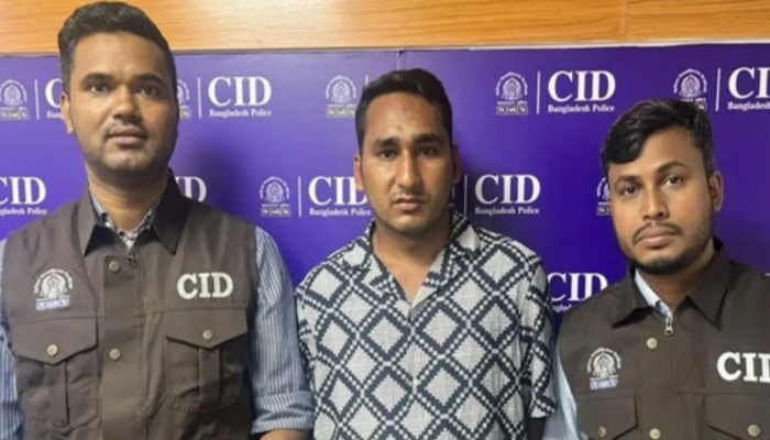সিআইডির এসআই পরিচয়ে প্রতারণা, চক্রের সদস্য গ্রেপ্তার