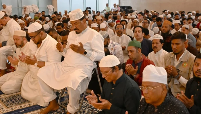 স্পিকারের সহধর্মিণীর রুহের মাগফিরাত কামনায় দোয়া মাহফিল