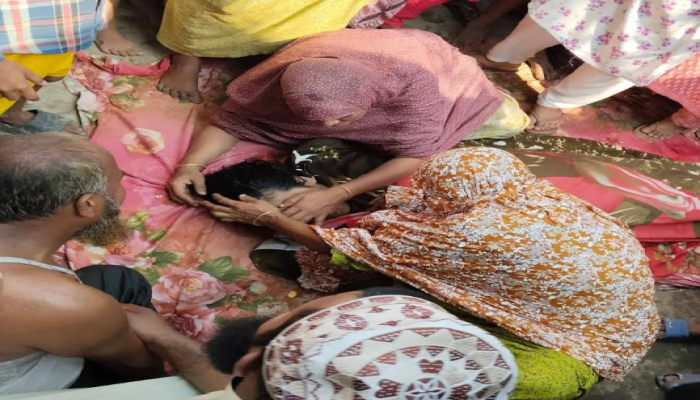 ব্রাহ্মণপাড়ায় পুকুরে ডুবে কিশোরীর মৃত্যু