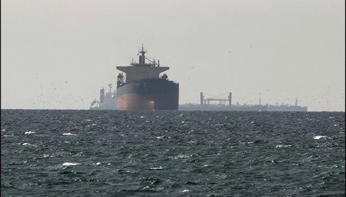 মধ্যপ্রাচ্যে উত্তেজনা, তবু ইরান থেকে তেল সরবরাহ অব্যাহত ভারতের