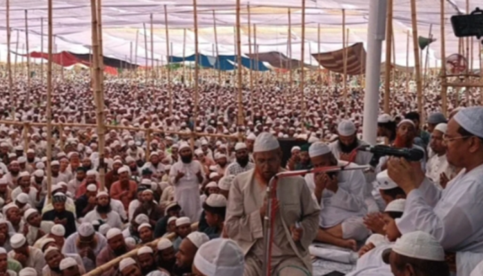 ​আখেরি মোনাজাতের মাধ্যমে শেষ হলো চরমোনাই দরবারের তিন দিনব্যাপী ওয়াজ মাহফিল